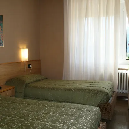Hotel Milano 2*